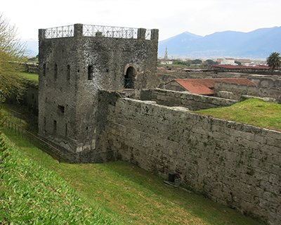 city wall watchtower pompeii