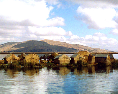 lake titicaca floating islands