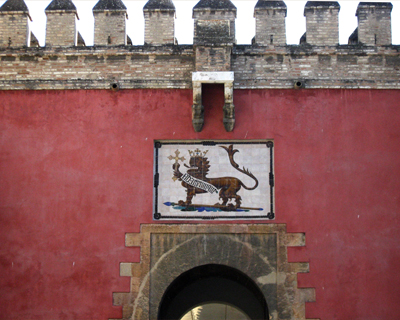 gateway royal alcazar seville